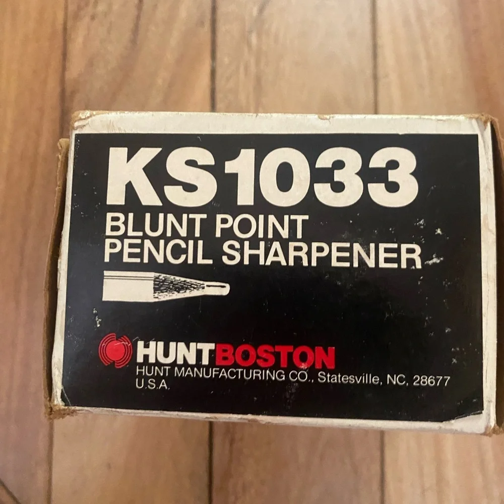 KS1033 Boston Blunt Point Pencil Sharpener - Gray